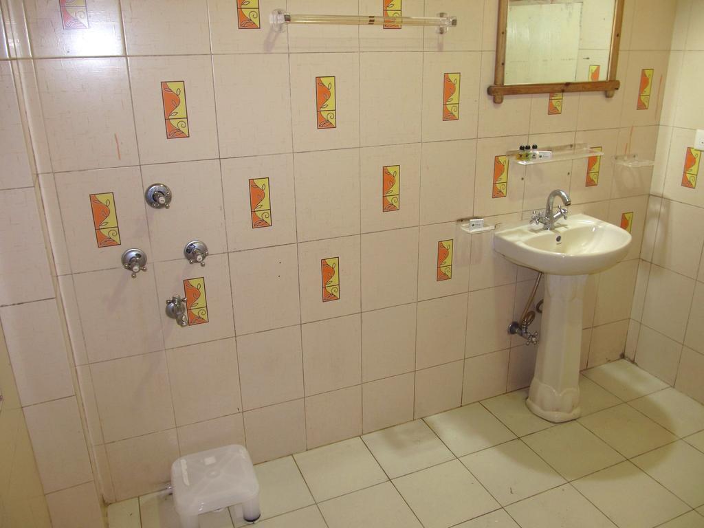 Hotel Alpine Crest Гангток Екстериор снимка