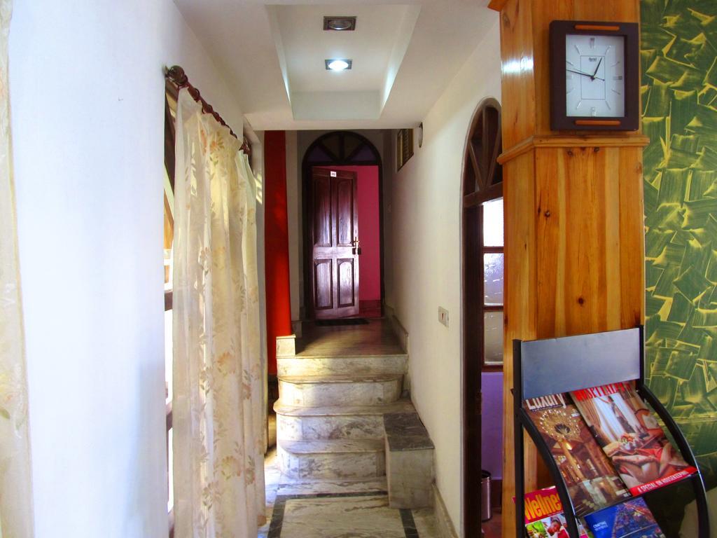 Hotel Alpine Crest Гангток Екстериор снимка